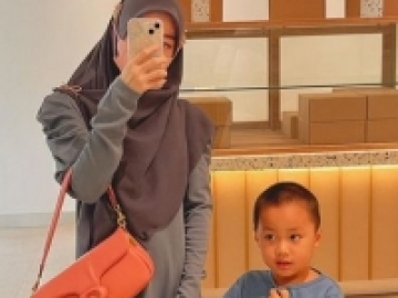 Larissa Chou Pernah Kurung Anak di Kamar Mandi