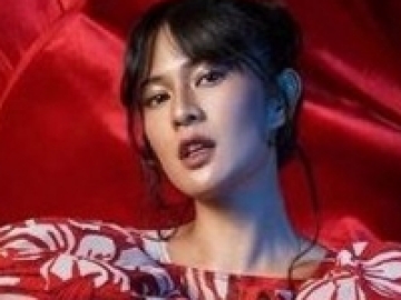 Dian Sastro Pilih Sibuk Bekerja Jika Dilanda Stres