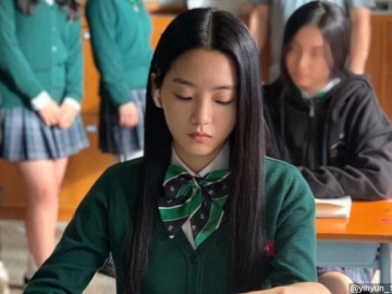 Jadi Ketua Teladan Di 'All of Us Are Dead', 7 Potret Choi Yi Hyun Imut Ini Bikin Pangling