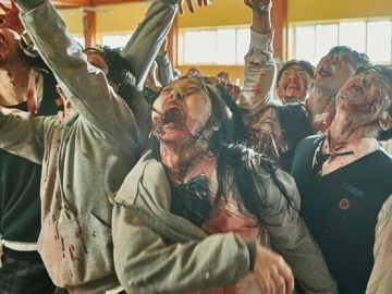 Lama Debut Tak Terlihat, Sosok Ini Tulis Pesan Haru Disorot Berkat 'All of Us Are Dead'