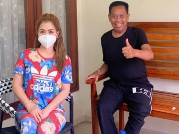 Vega Darwanti Kesal Isu Tukul Arwana Meninggal Dunia Terus Beredar