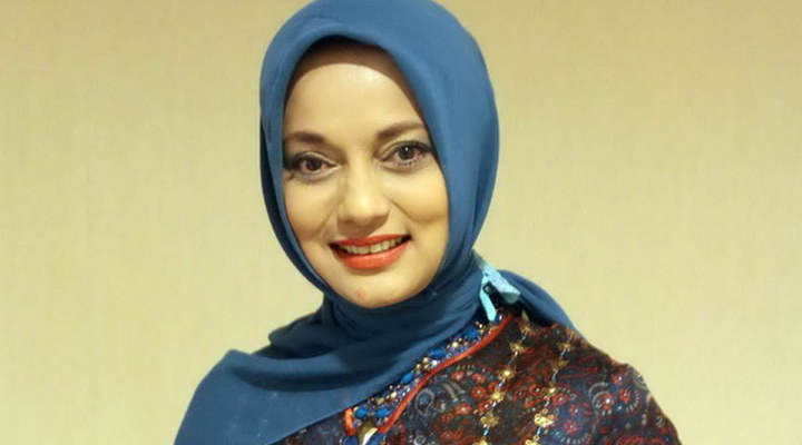 Foto: Marissa Haque Bikin Ulah di Sosmed, Anaknya Tak Mau Ikut Campur