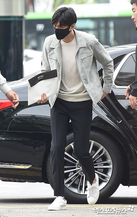 Foto Lee Min Ho Berangkat Wamil