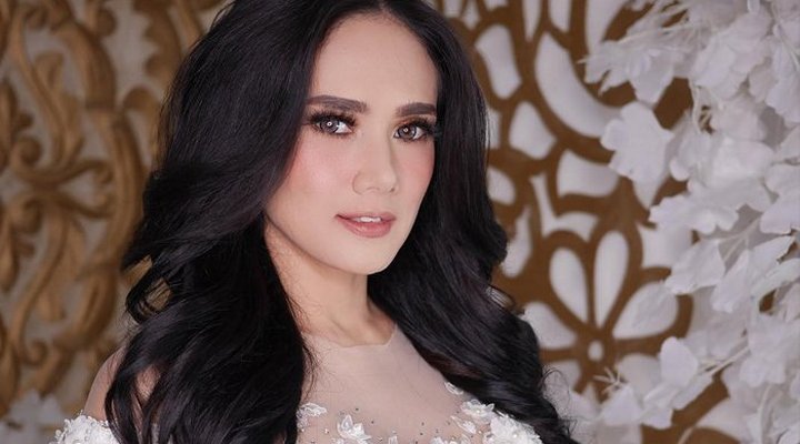 Foto: Bacakan Puisi 'Mendesah', Mulan Jameela Dikritik Netizen