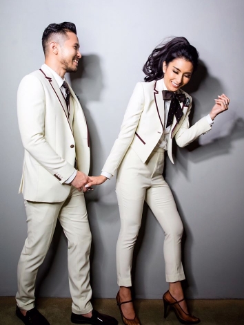 Raiden Soedjono Memegang Erat Tangan Tyas Mirasih