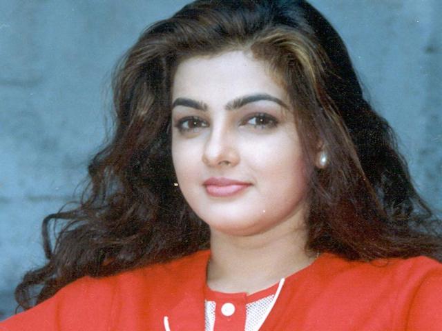  Mamta Kulkarni
