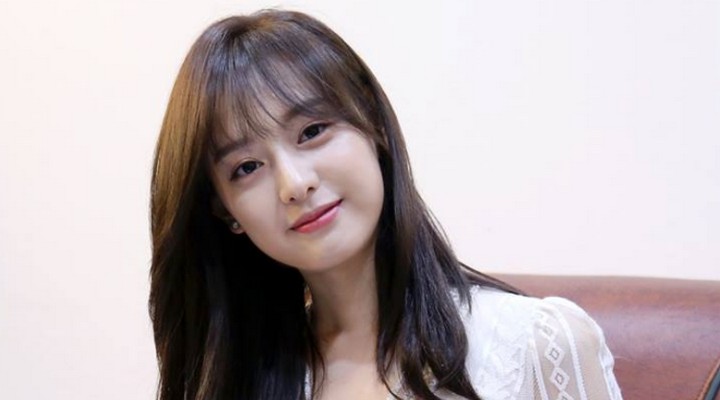Foto: Kim Ji Won Jadi Aktris Utama Film Kolosal 'Detective K'