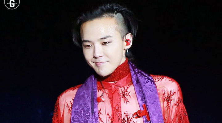 Foto: Fans Loyal Sulap Kereta Seoul Menjadi 'Markas' G-Dragon
