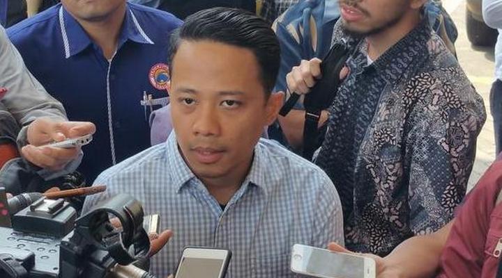 Foto: Kena Kasus Pencemaran Nama Baik, Komika Acho Siap Lawan Pihak Apartemen di Pengadilan