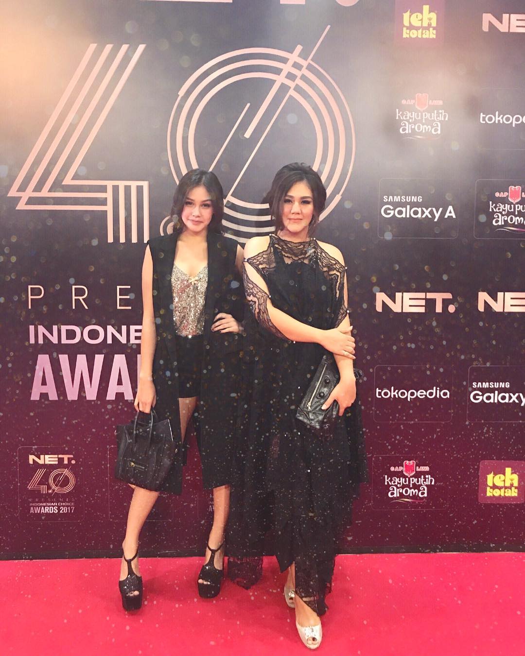  Sissy Priscillia dan Vanesha Priscillia