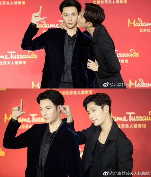 Lay Berpose Bareng Patung Lilinnya-2