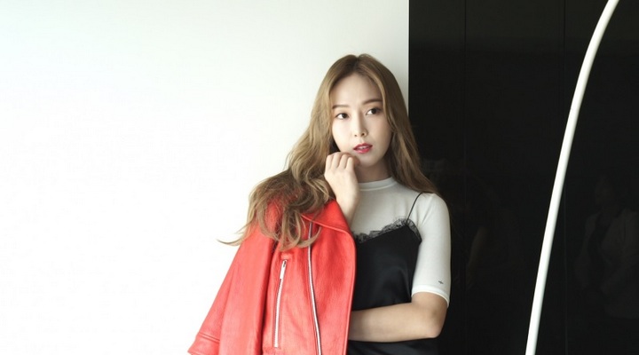 Foto: Salah Tulis Nama Jessica Jung, Merek Perhiasan Terkenal Ini Banjir Protes Fans