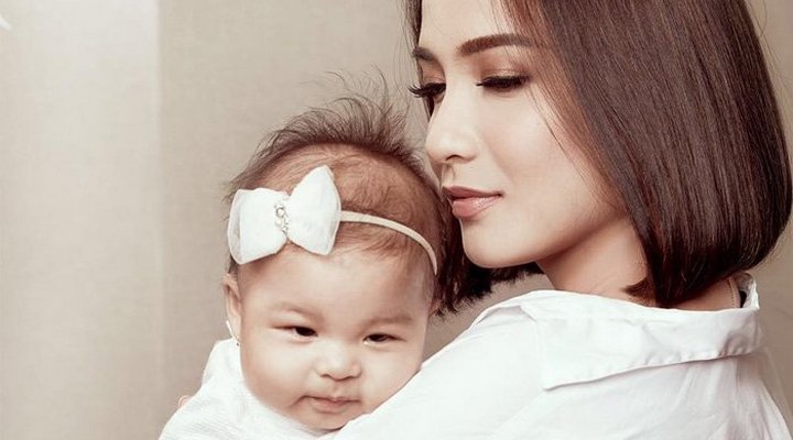 Foto: Nastusha Genap Berusia 1 Tahun, Chelsea Olivia Ucap Doa Mendalam