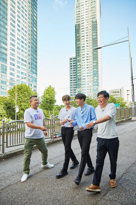 Pertemuan Jin dan Jungkook dengan MC 'Let's Eat Dinner Together'