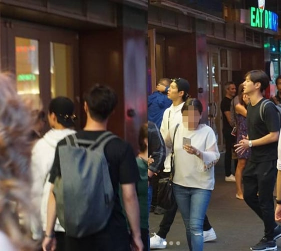 Foto Park Bo Gum dan Go Kyung Pyo Jalan-Jalan di New York