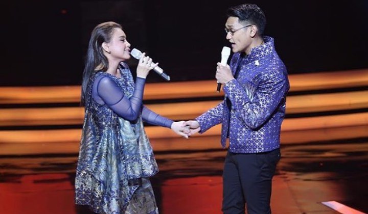 Foto: Disinggung Soal 'Undangan' Saat Ultah Rossa, Afgan Salting