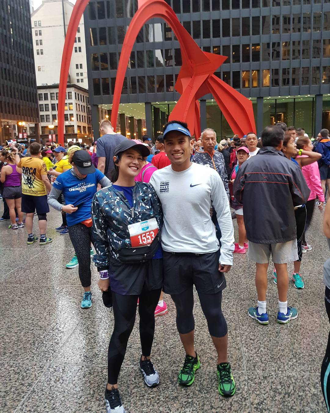 Dian Sastro Kompak Bersama Suami