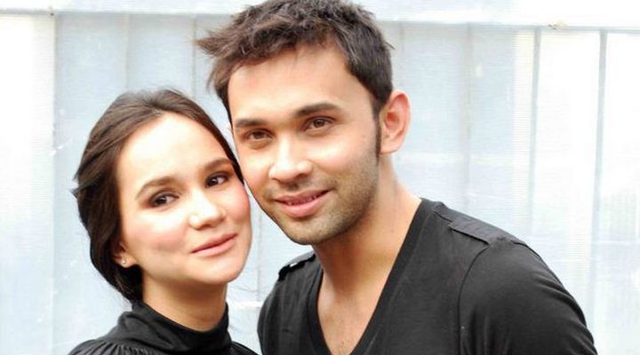 Foto: Unggah Foto Seksi Istri di Kolam Renang, Teuku Zacky Ditegur Netizen