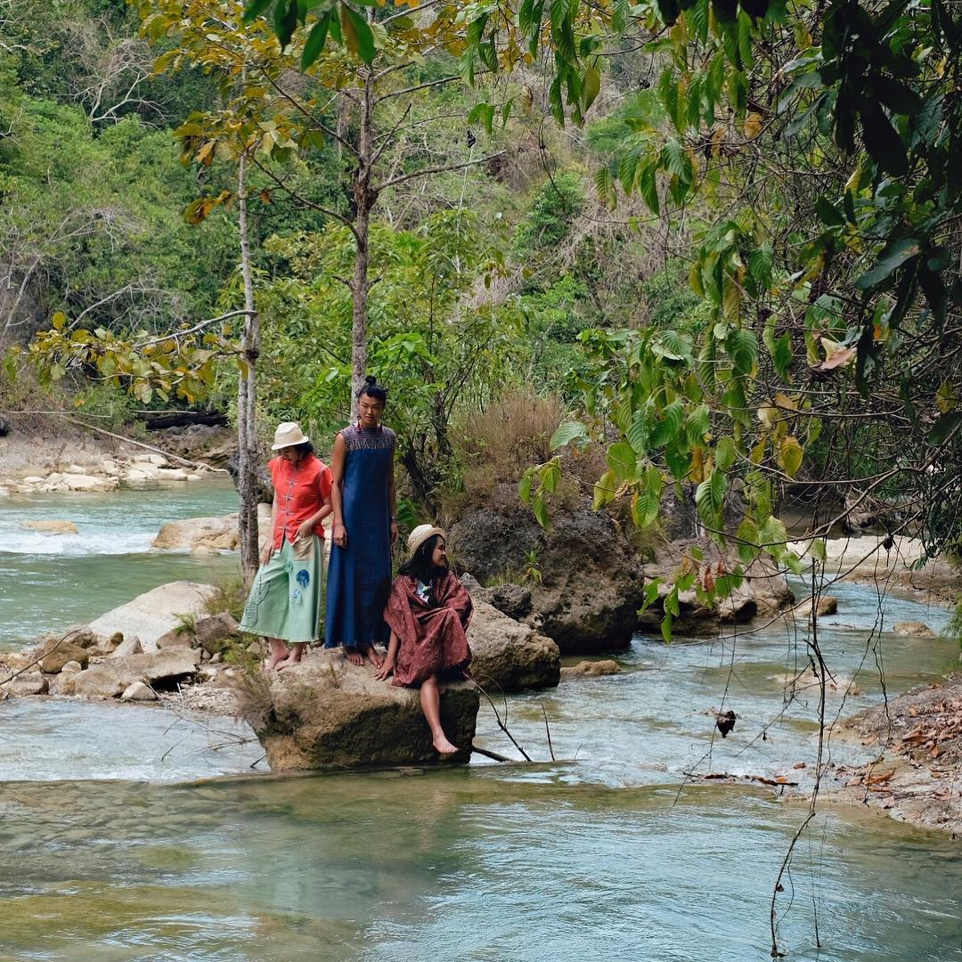  Febby Rastanty & Kelly Tandiono Berpose Bersama
