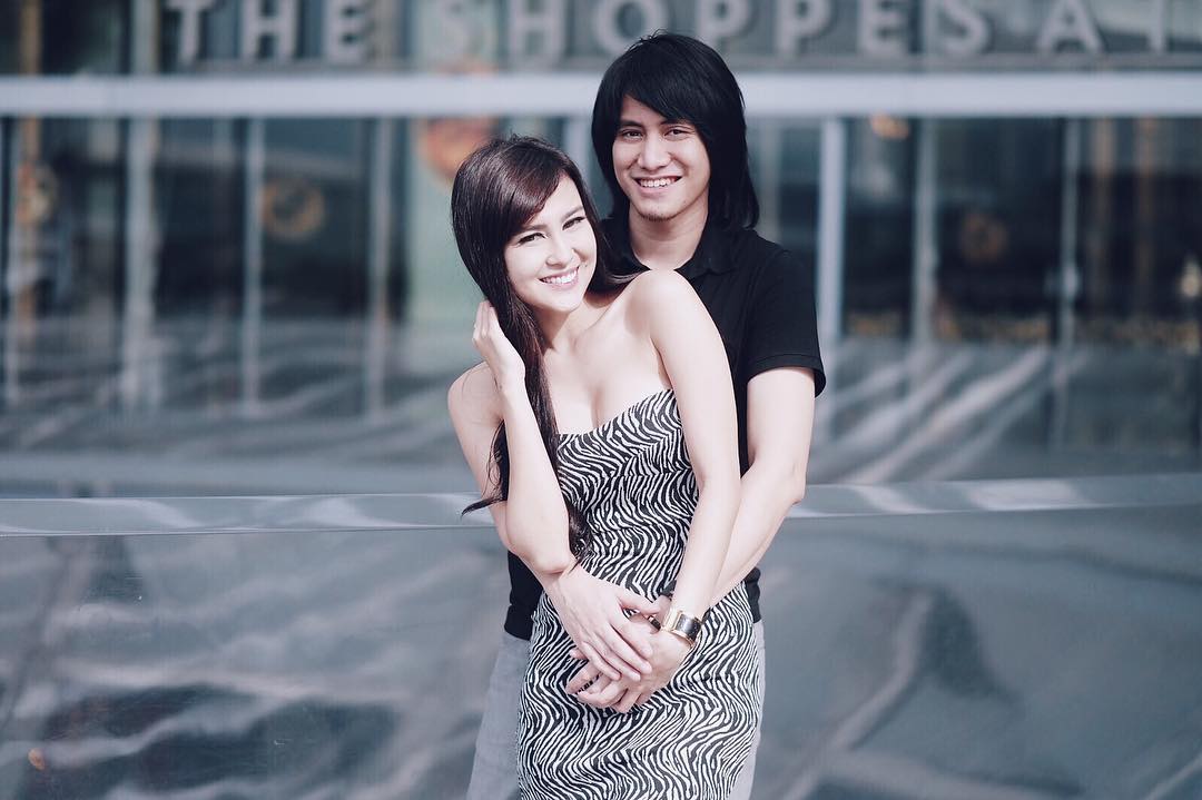 Liburan Romantis Kevin Aprilio