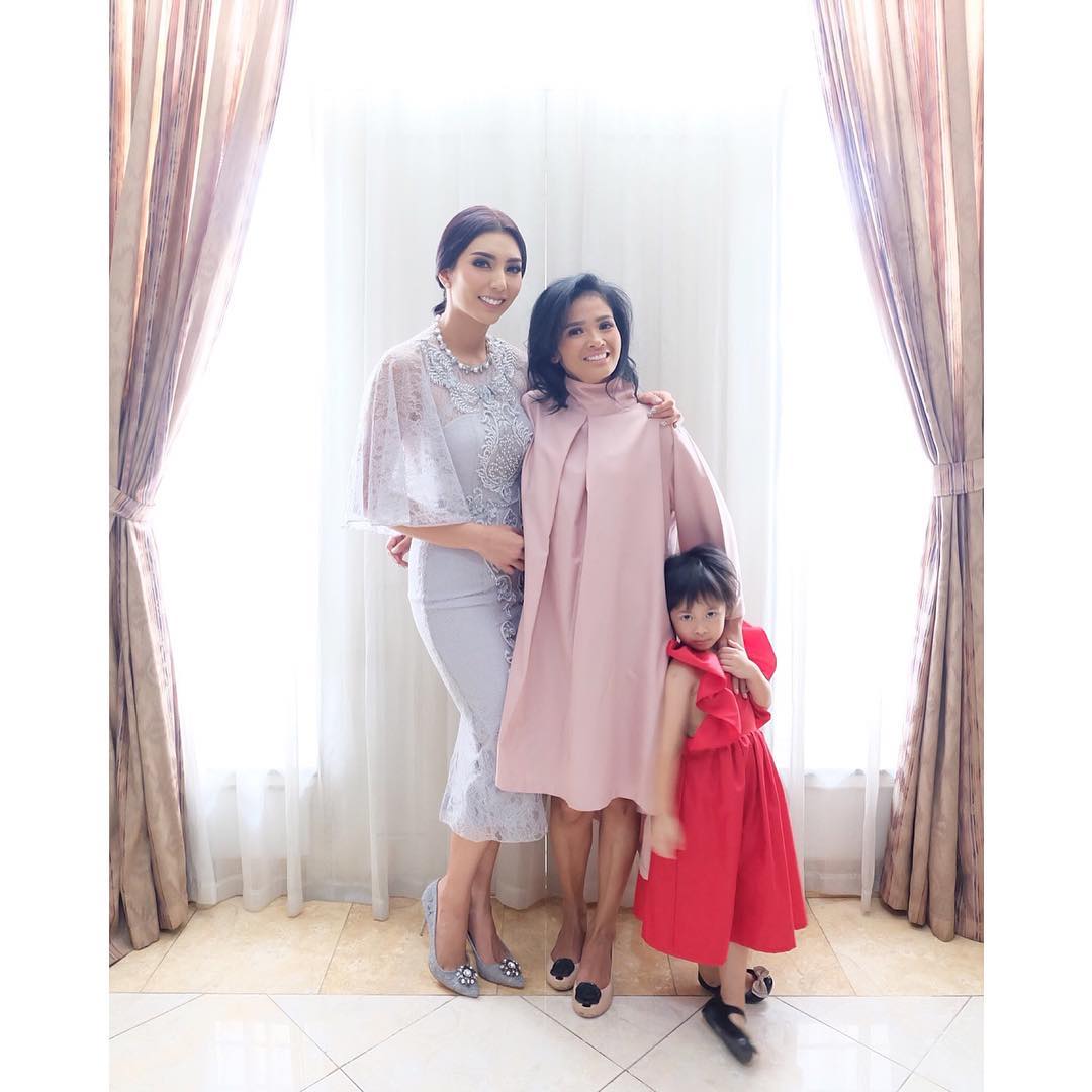  Tyas Mirasih Terpukul