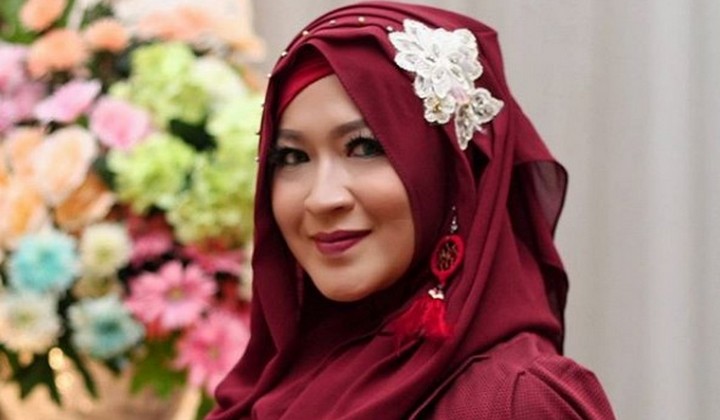 Foto: Alami Kejadian 'Aneh' di Rumah, Okie Agustina Bikin Netter Heboh