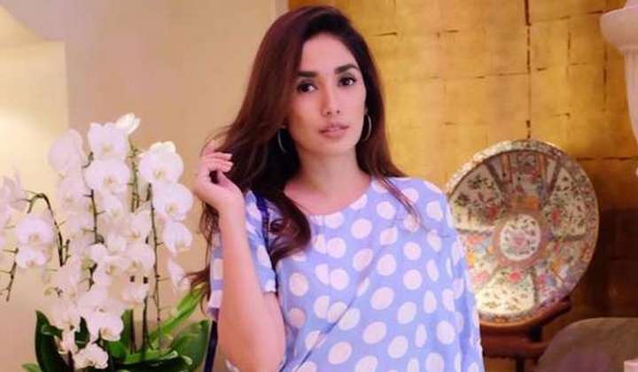 Foto: Posting Foto Jadul, Penampilan Ussy Sulistiawaty Ini Bikin Netter Heboh