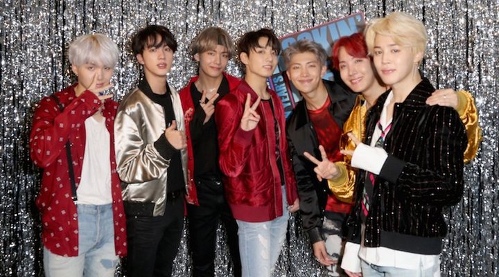 Foto: Mulai Bikin Band Hingga Fasih Berbahasa Asing, Inilah Impian BTS yang Ingin Dicapai