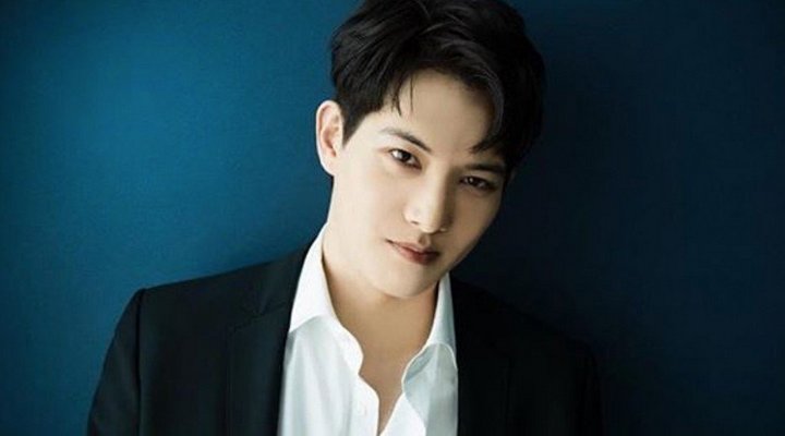 Foto: Buat Khawatir Karena Postingannya di IG, Lee Jong Hyun Banjir Komentar Semangat dari Fans