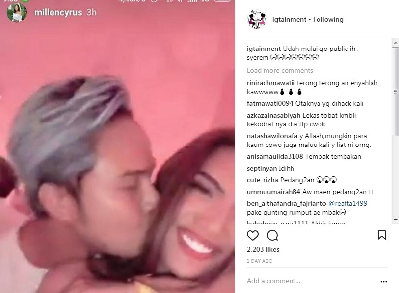Millendaru Sebar Adegan Ciuman dengan Lelaki