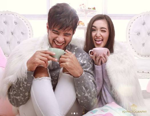  Pasang Aksesoris Bulu