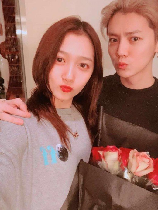 Foto Mesra Luhan dan Guan Xiaotong di Hari Valentine