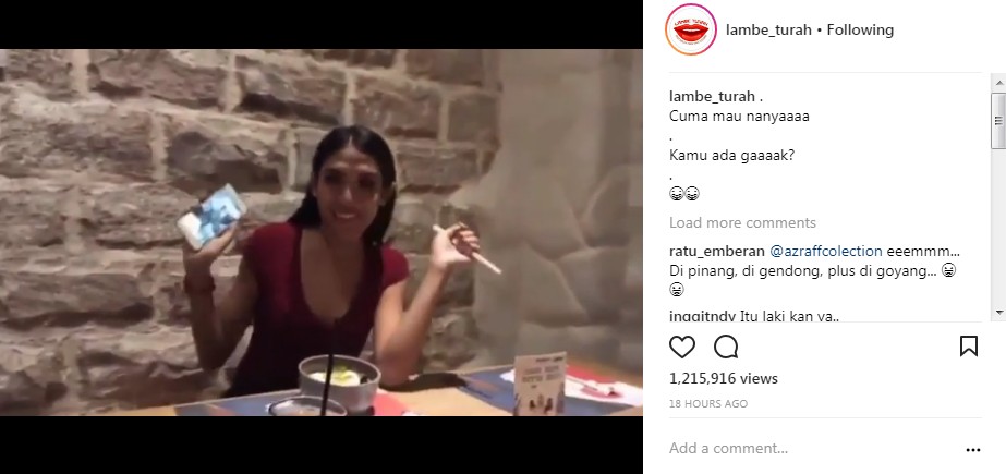 Millendaru Melambaikan Tangan