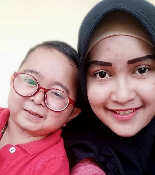 Dugaan Istri Baru Daus Mini