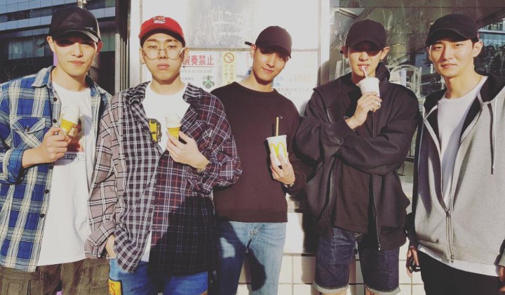 Foto: Shin Kang Woo Ungkap Awal Mula Persahabatannya dengan Chanyeol cs, Seperti Apa?