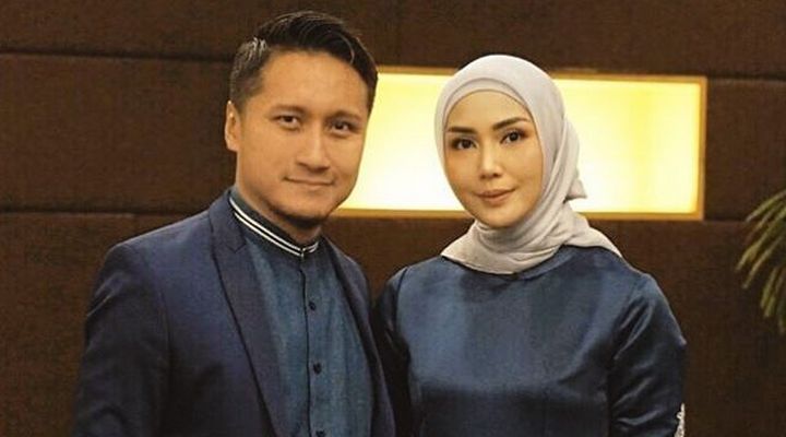 Foto: Unggah Video Adzan, Begini Sindiran Tajam Arie Untung Atas Puisi Kontroversial Sukmawati