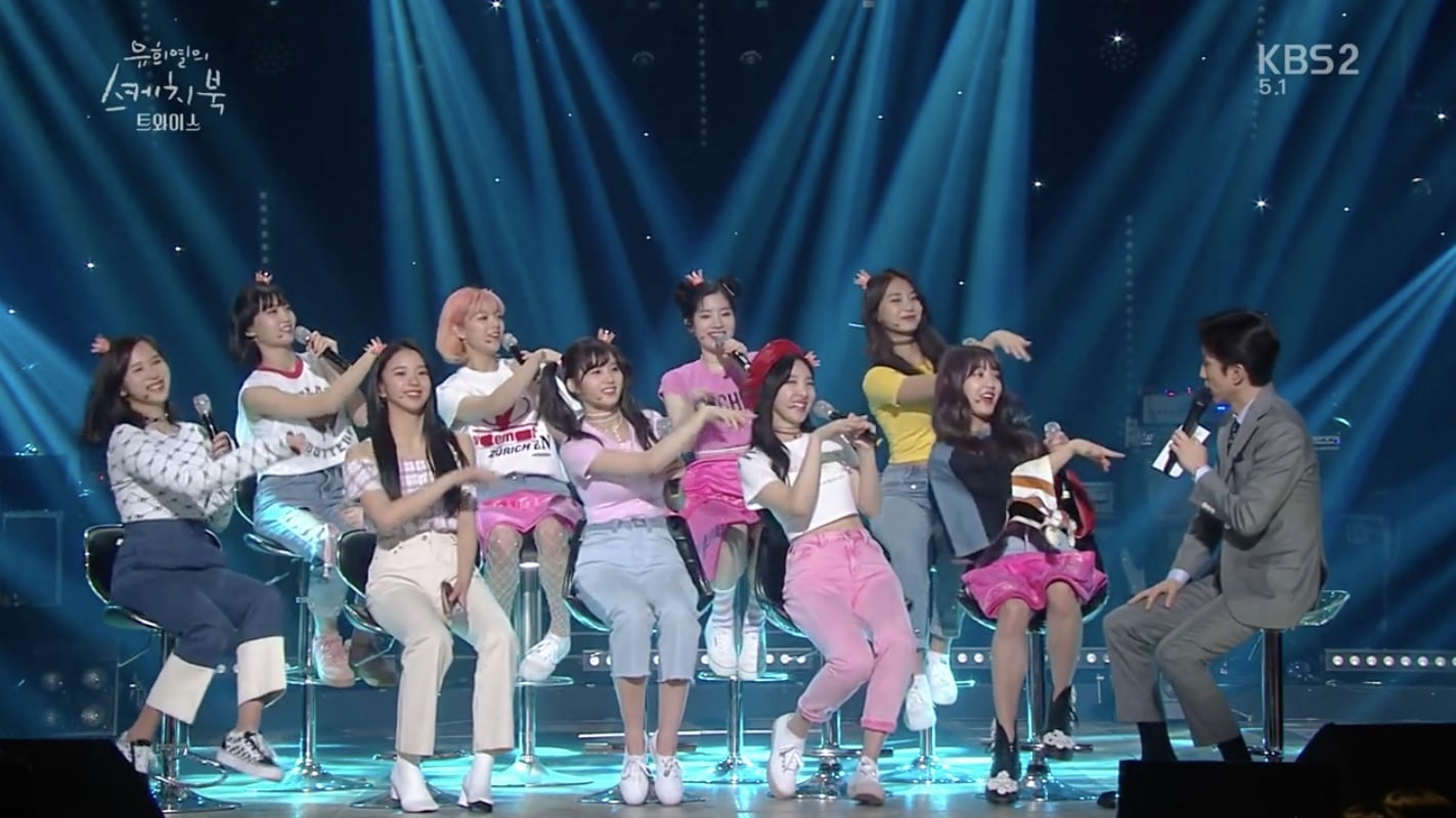 Twice peragakan koreografi karya Park Jin Young