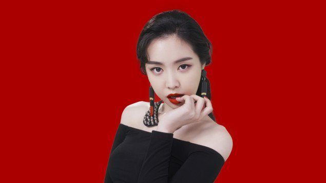 Penampilan Tajam Na Eun