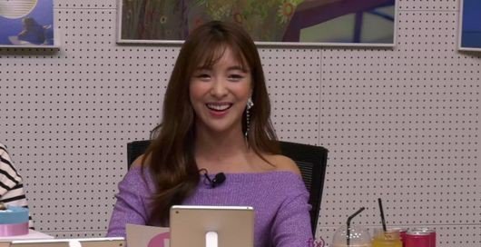 Barusan Comeback Solo, Luna f(x) Sapa Fans via Siaran Langsung V Live