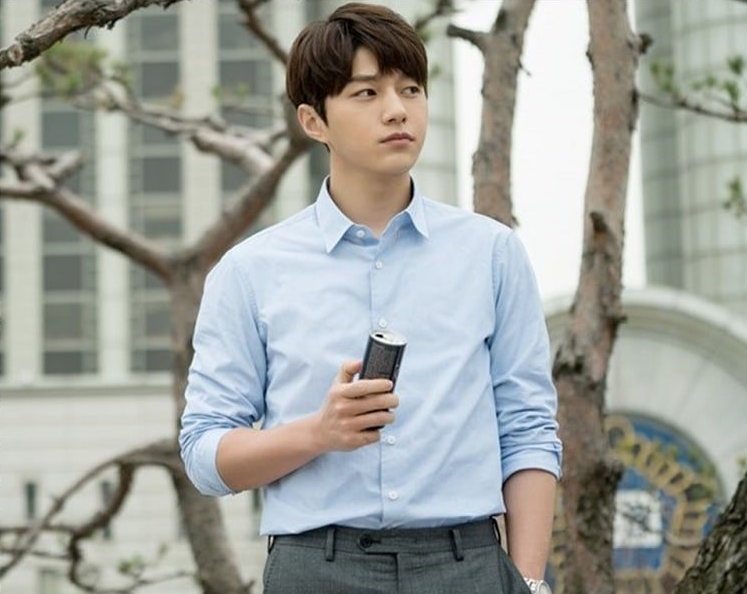 L sebagai hakim di serial TV baru