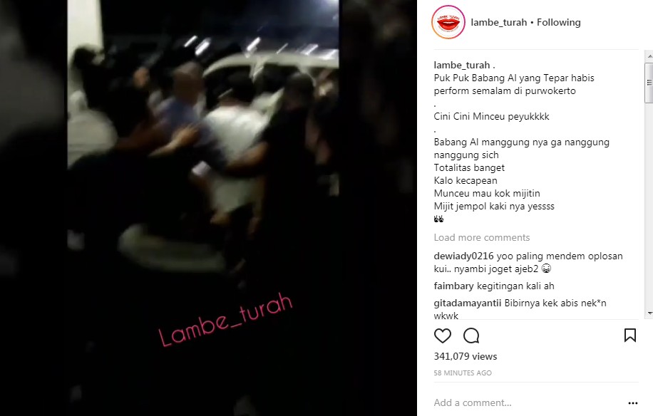 Al Ghazali Menuju ke Mobil