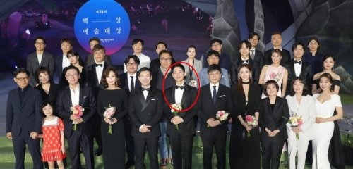 Foto Para Pemenang Baeksang Arts Awards ke-54