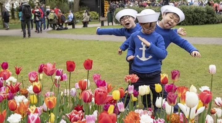 Foto: Rayakan Hari Anak, Song Il Gook Unggah Foto Terbaru Song Triplet 