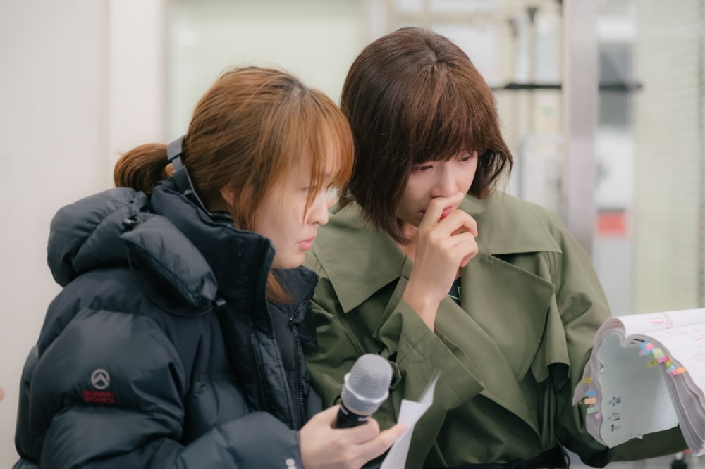 Hwang Jung Eum syuting \'Undateables\'