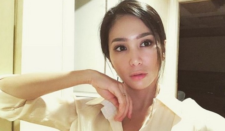 Foto:  Sempat Rehat dari Dunia Artis, Ini Kesibukan Baru Bunga Zainal yang Tak Disangka