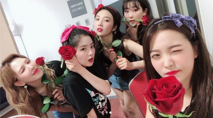 Foto: Tampil di 'LotJ', Seulgi Bocorkan Red Velvet Bakal Comeback Musim Panas di Bulan Agustus Mendatang? 