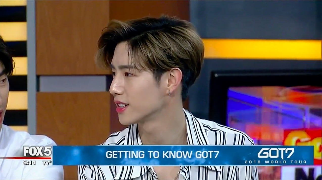 Mark Ungkap Rahasianya ke Fans