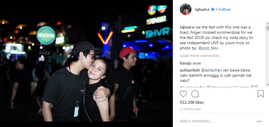 Kecupan Mesra Iqbaal Ramadhan pada Gadis Cantik
