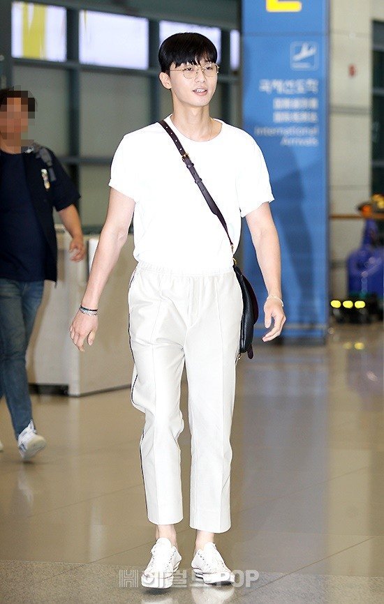 Park Seo Joon Pulang Liburan dari Phuket