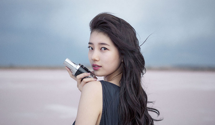 Foto: Unggah Foto yang Cantik dan Anggun Sebagai Model Brand Kecantikan, Suzy Buat Netter Kagum